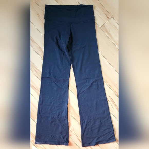 Lululemon Reversible Bootcut Pants Size 6 - Picture 1 of 3
